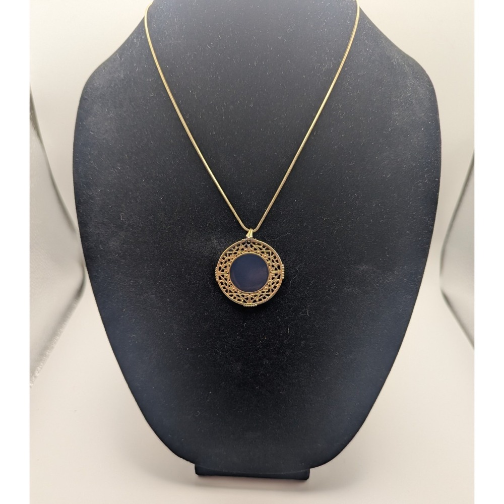 MONET Vintage Gold Tone Filigree Pendant Necklace Womens Black Center 15.6g READ
